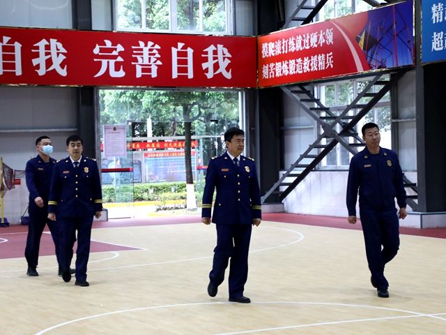 查看室内训练馆建设